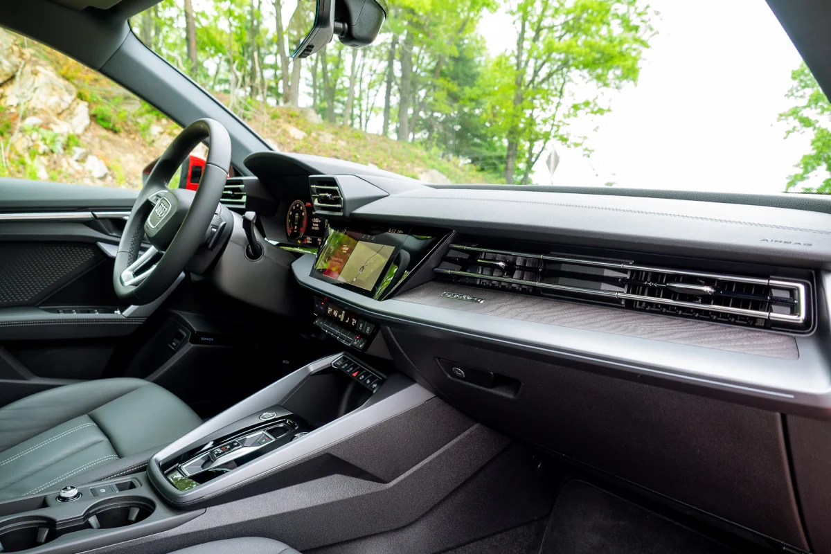 Audi A3 dashboard Handyhalterung montage