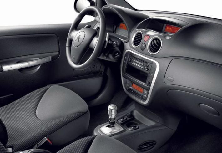 Citroën C2 dashboard Handyhalterung montage