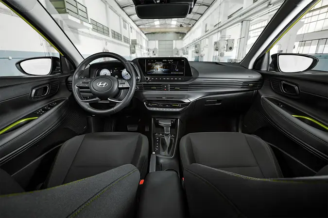 Hyundai i20 dashboard Handyhalterung montage