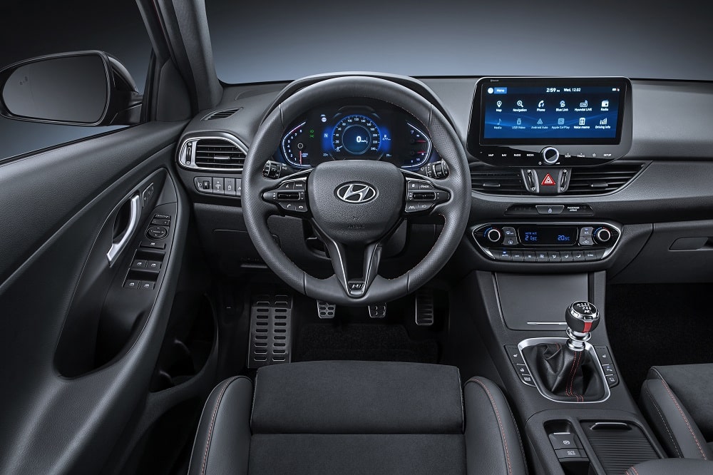 Hyundai i30 dashboard Handyhalterung montage