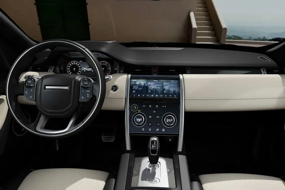 Land Rover Discovery Sport dashboard Handyhalterung montage
