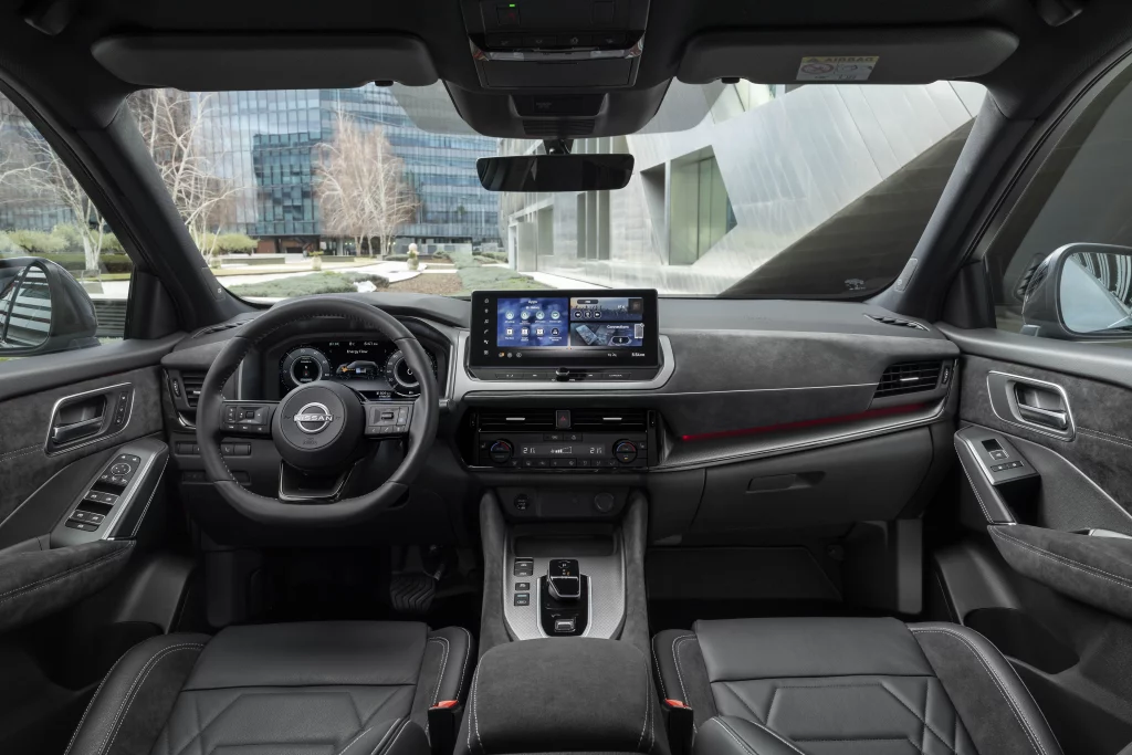 Nissan Qashqai dashboard Handyhalterung montage