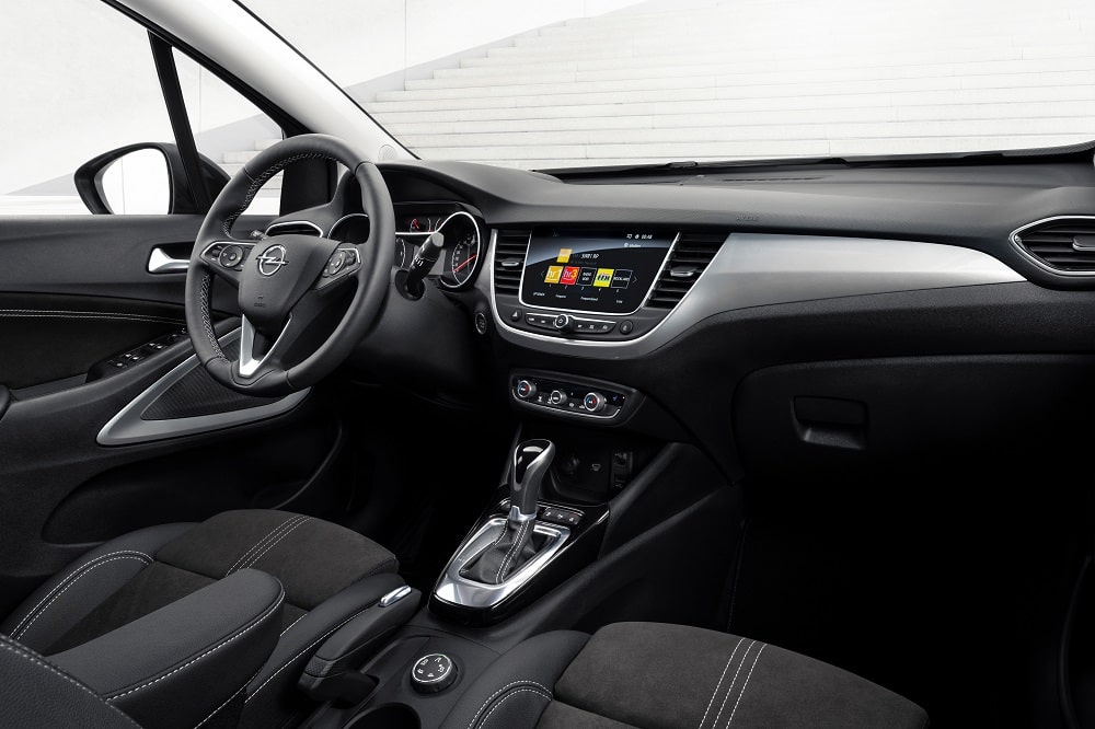 Opel Crossland dashboard Handyhalterung montage