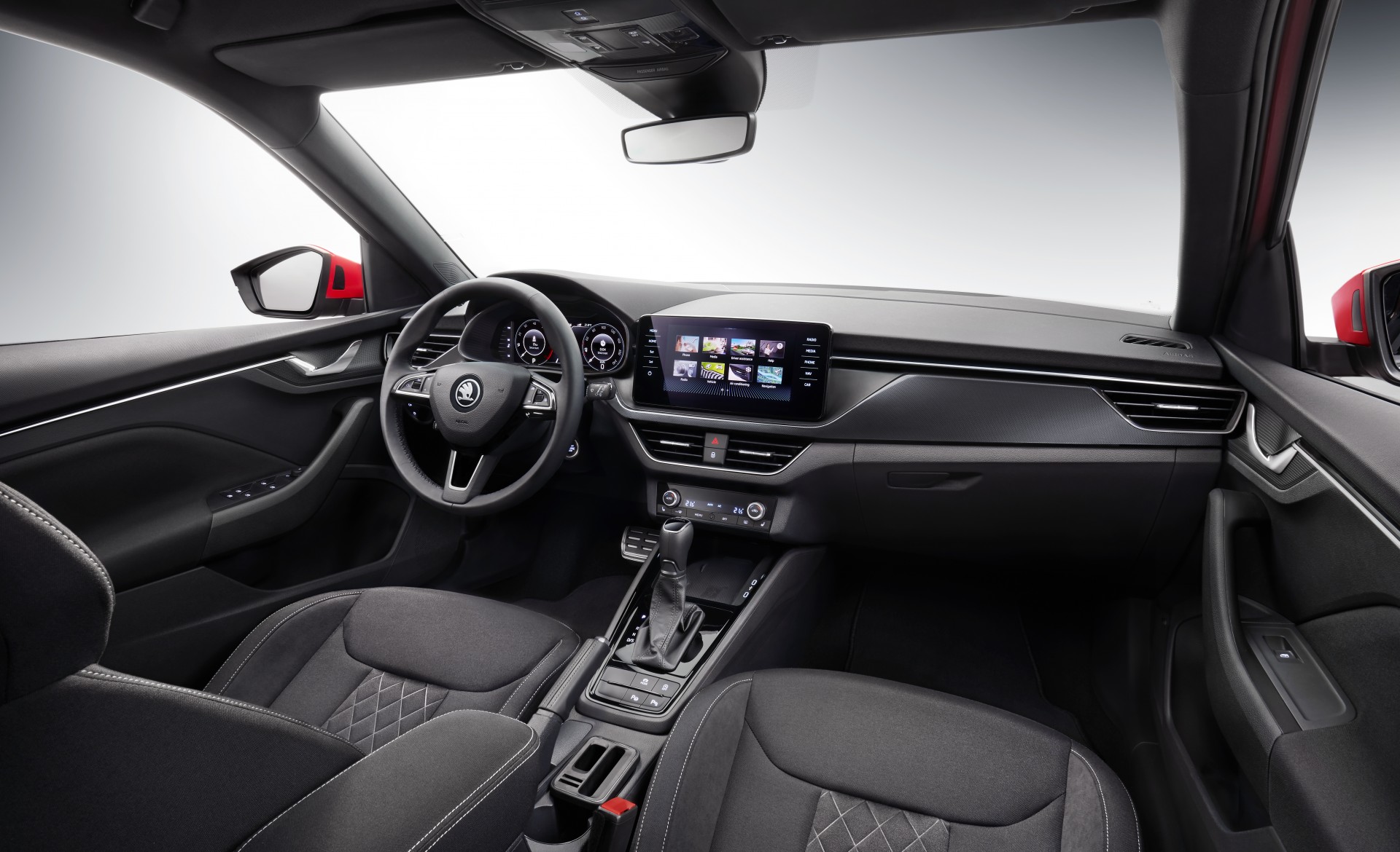 Skoda Kamiq dashboard Handyhalterung montage